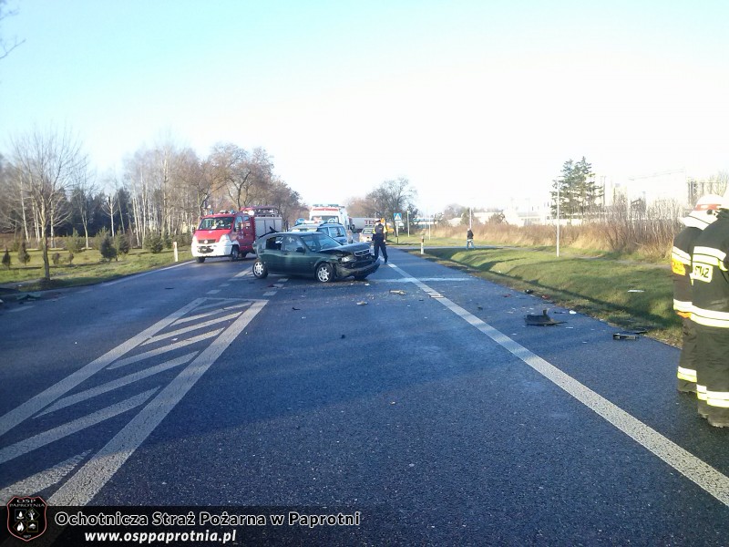 Wypadek na trasie krajowej 92 w miejscowości  Kozuszki Parcel