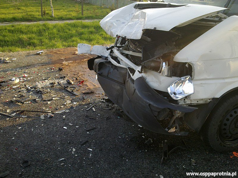 Wypadek drogowy w Paprotni